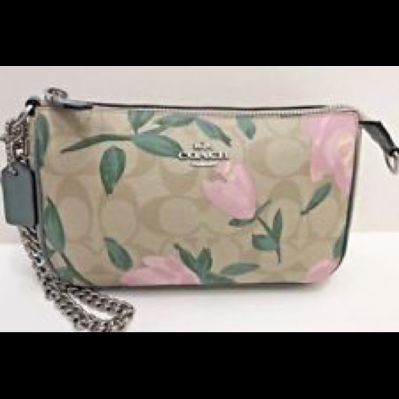 Coach Handbags - Coach signature floral wristlet 💕